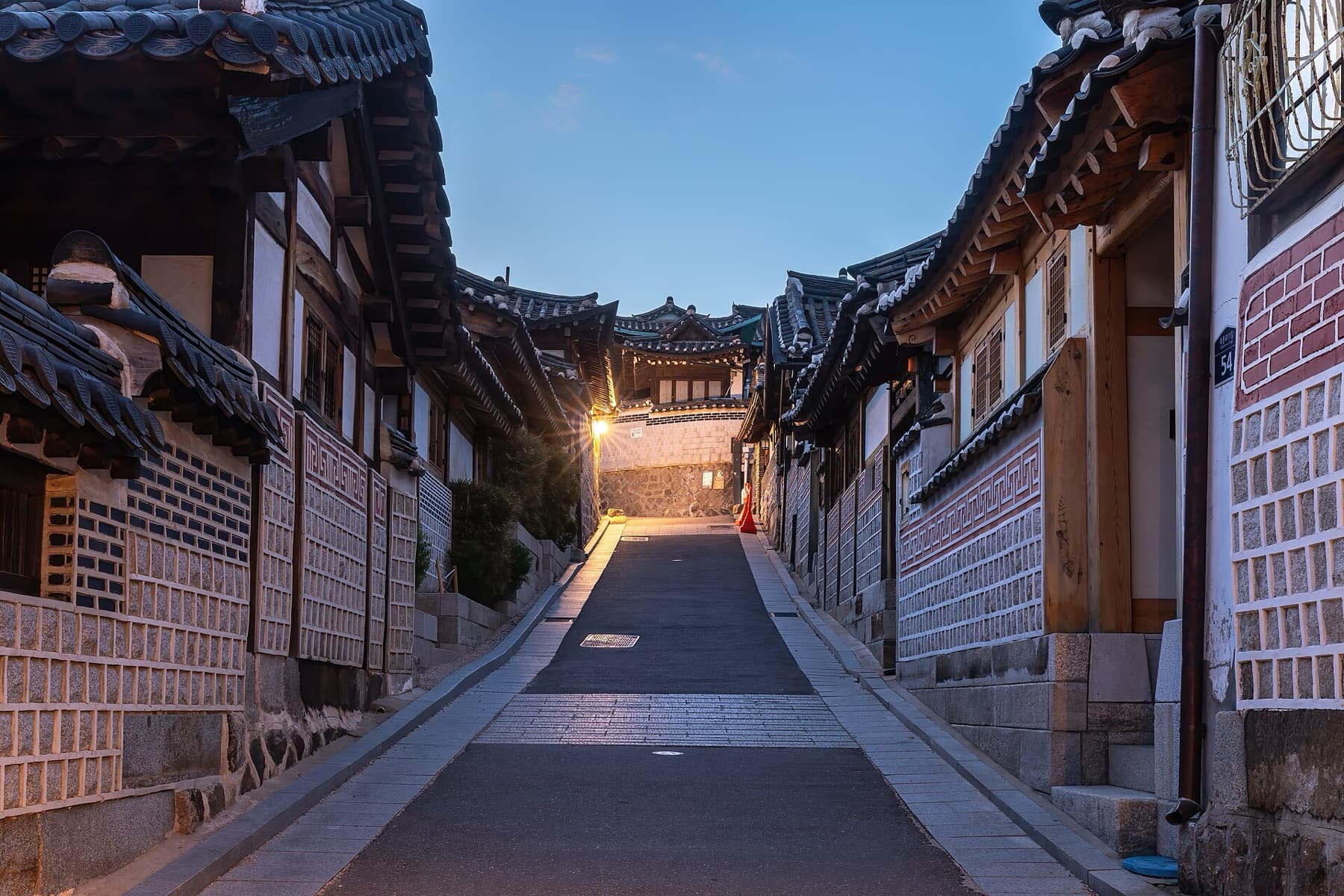 Bukchon Hanok Village alley