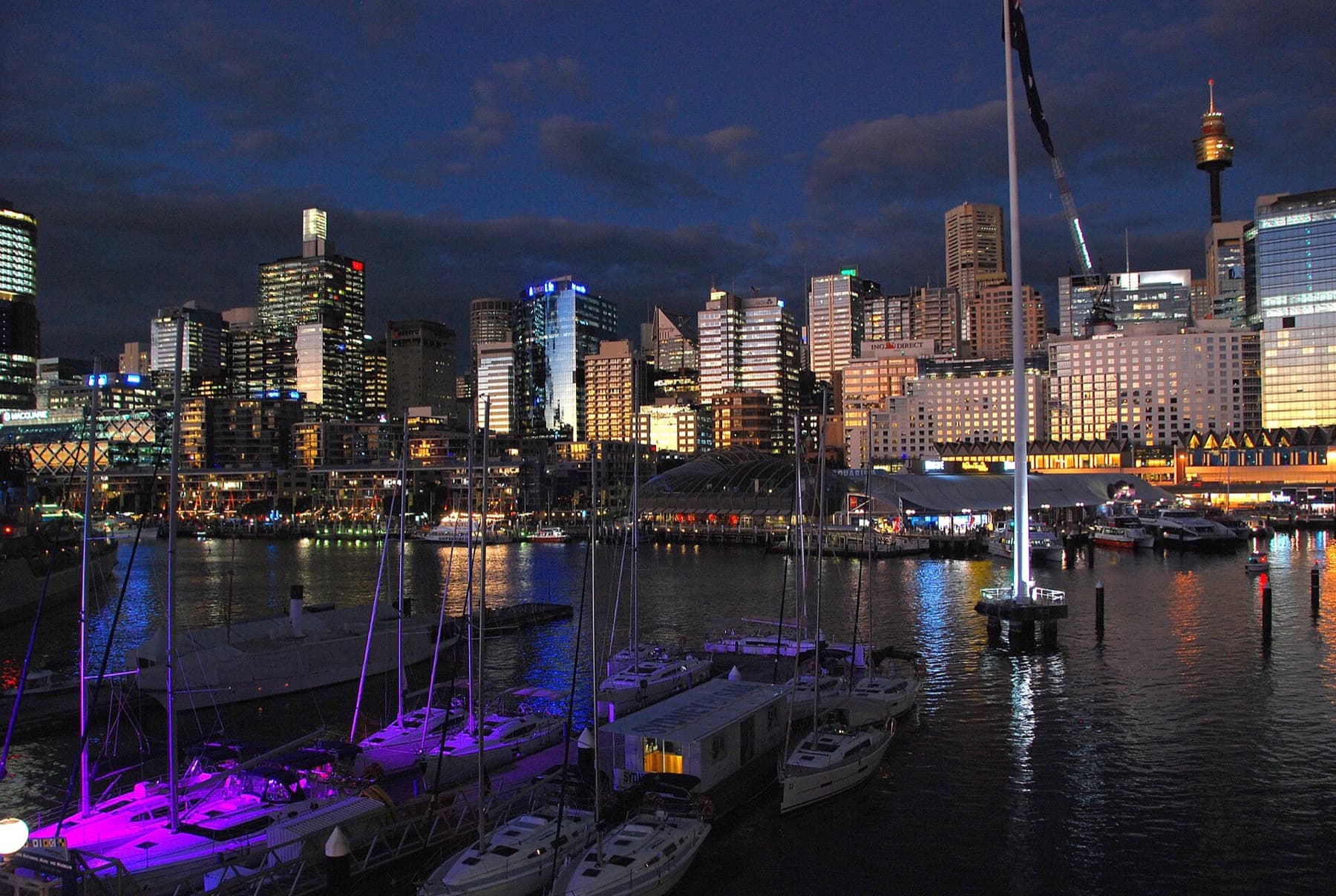 Darling Harbour at night