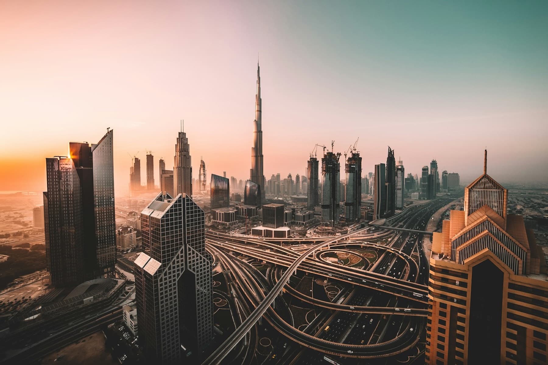 Dubai — Doha, Abu Dhabi, and the New Stopover Luxury