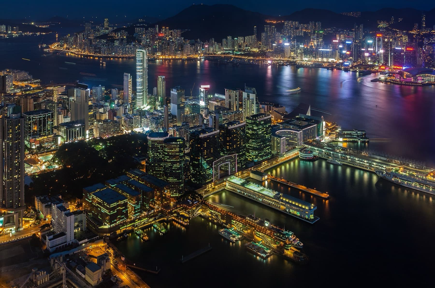Hong Kong — Hong Kong Beyond the Harbor: A First Week for Cantonese Diaspora Travelers