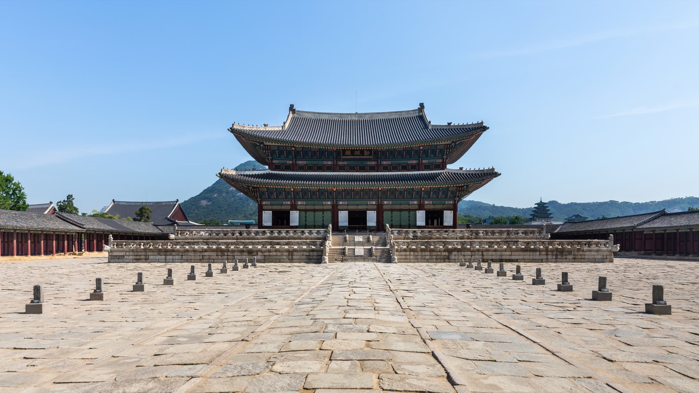 Geunjeongjeon Hall at Gyeongbokgung Palace, Seoul — Korea’s Sidewalks Are Crowded for a Reason