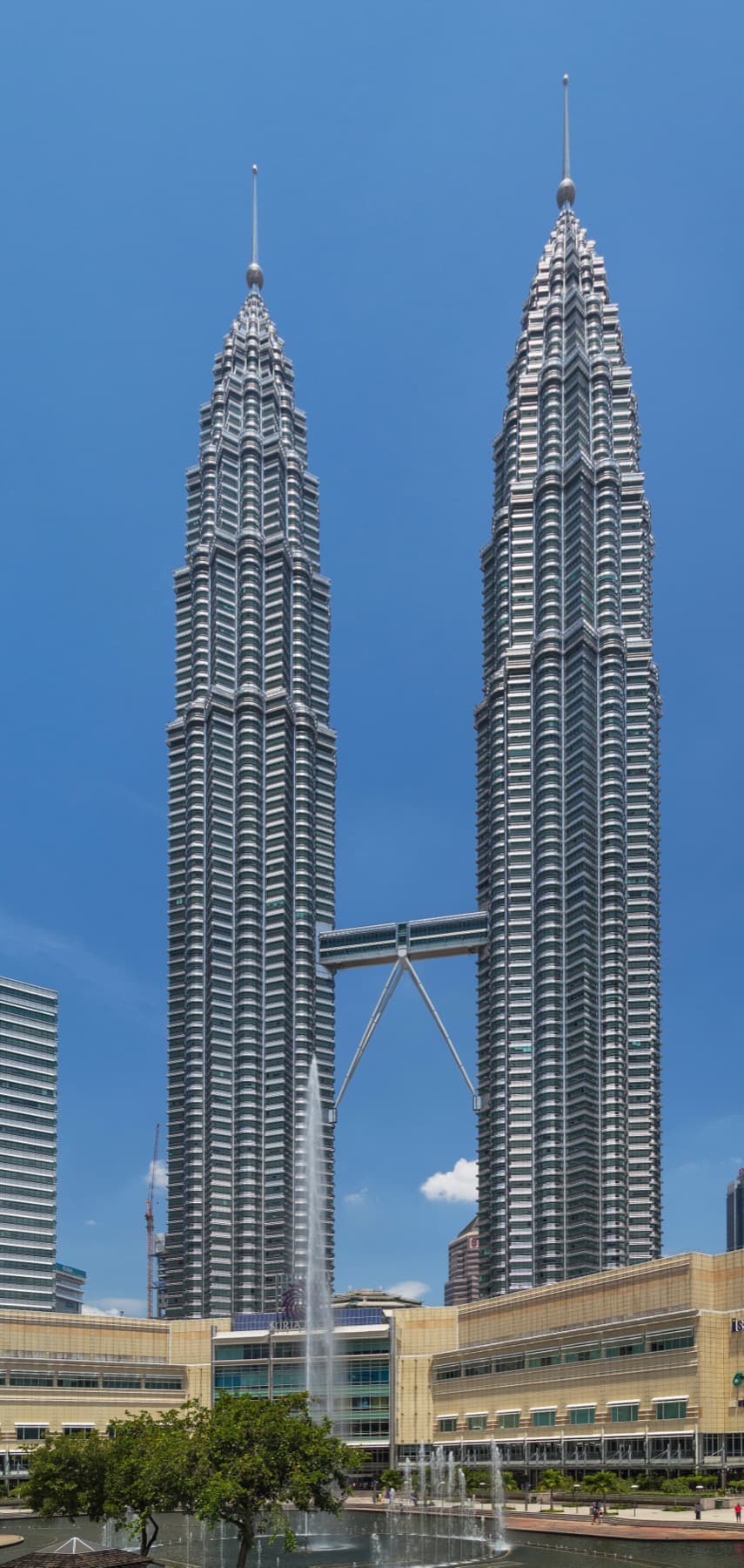 Petronas Twin Towers in daylight above the KLCC precinct